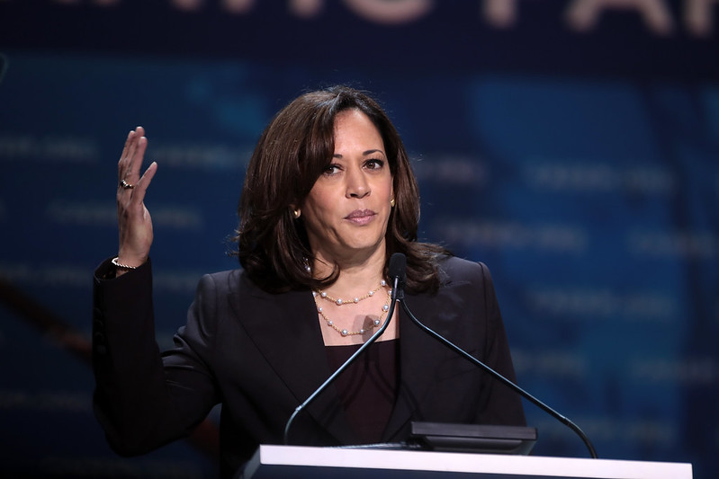 Kamala Harris’ TikTok Dance Sparks Debate Ahead of San Francisco Speech Kamala Harris’ TikTok Dance Sparks Debate Ahead of San Francisco Speech